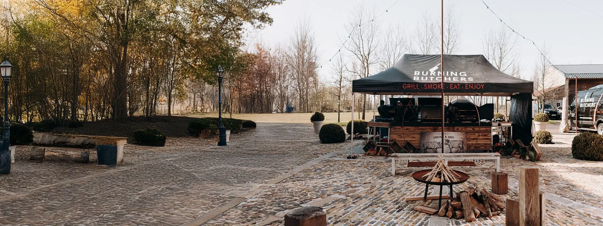 Bedrukte vouwtent Burning Butchers