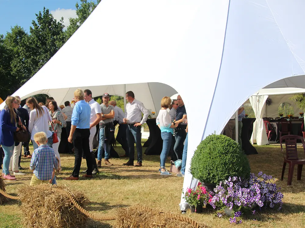 Brede doorgang twin stertent 14m