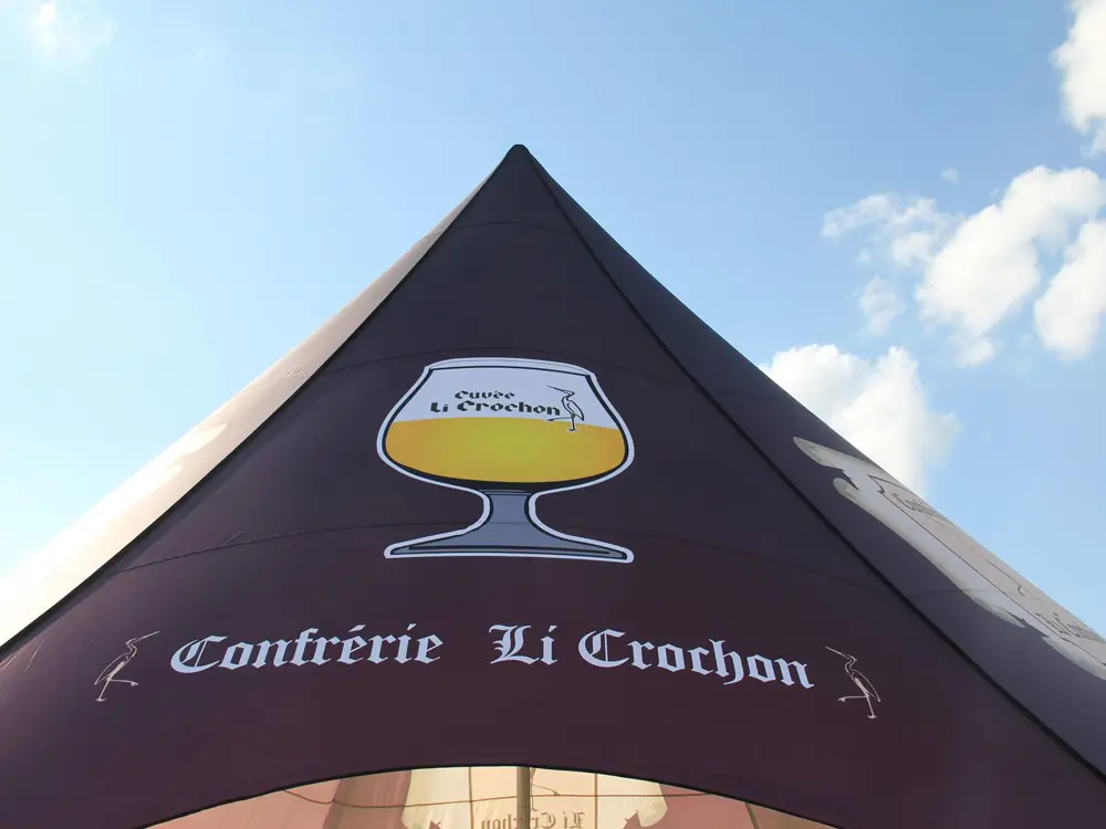 Stertent met logo van Confrérie Li Crochon