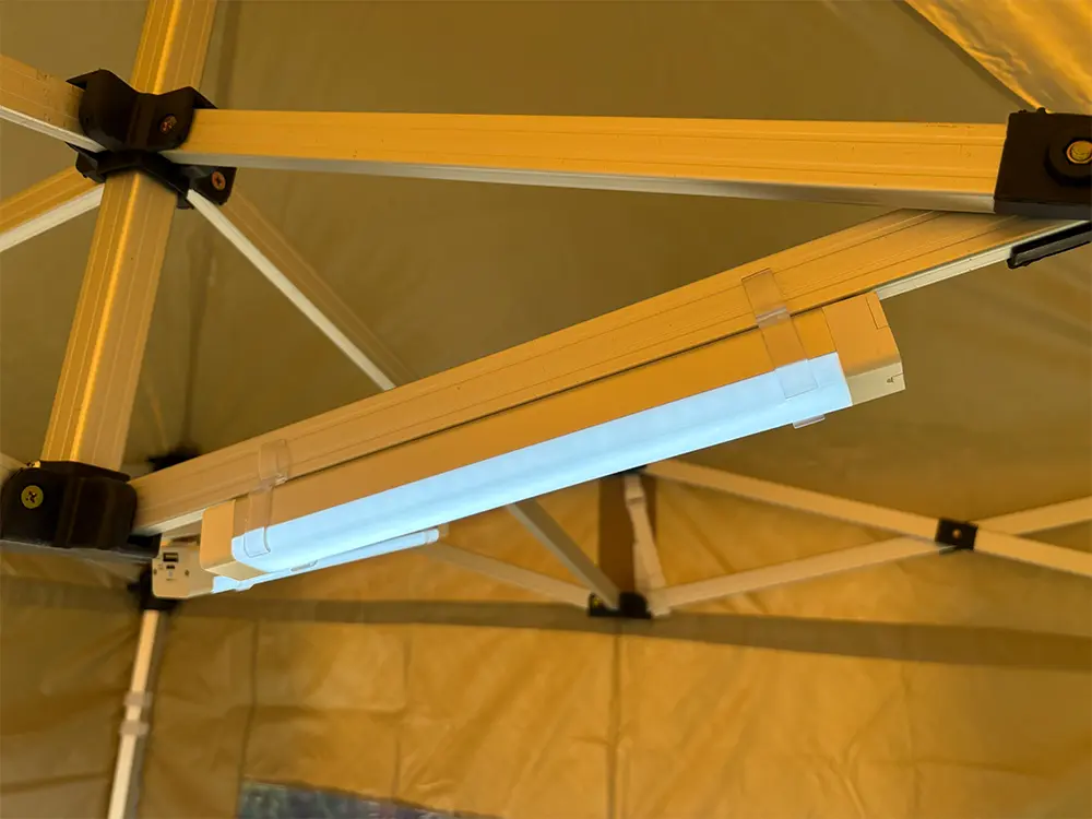 Bevestiging balk met clips