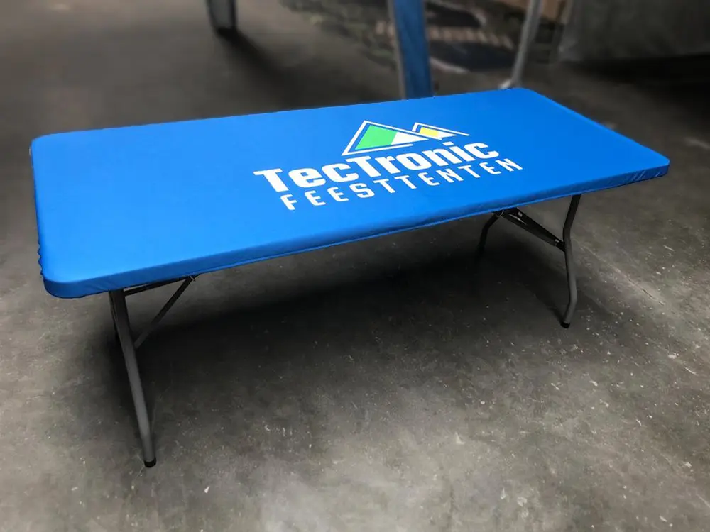 Bedrukte topcover buffettafel